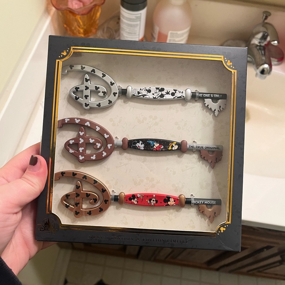 3 pack Disney keys